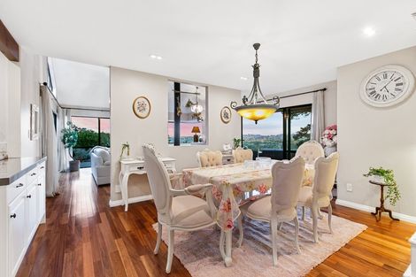 Photo of property in 1 Whangaparaoa Road, Red Beach, 0932