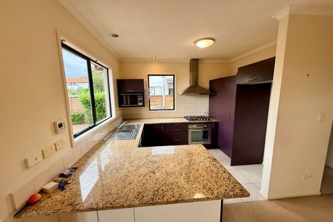 Photo of property in 46 Greenbough Lane, Greenhithe, Auckland, 0632