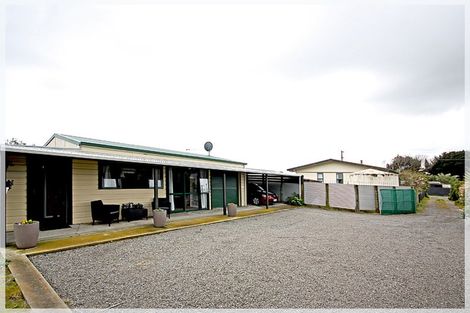 Photo of property in 2079 Tangimoana Road, Tangimoana, Palmerston North, 4473