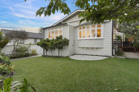 Photo of property in 4 Cambrai Avenue, Mount Roskill, Auckland, 1041