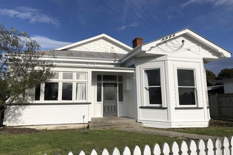 Photo of property in 152 Featherston Street, Palmerston North, 4410
