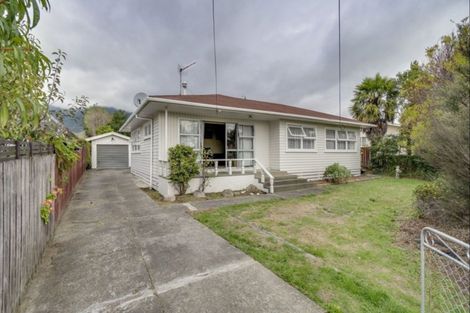Photo of property in 48 Manson Avenue, Stoke, Nelson, 7011