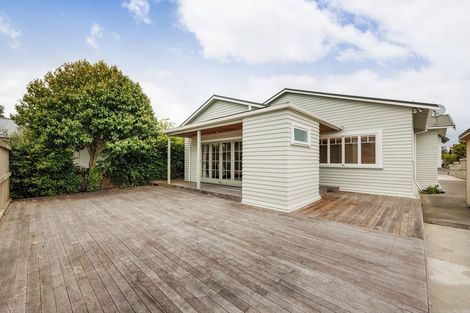Photo of property in 4 Carlton Avenue, Palmerston North, 4414