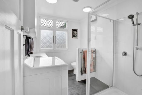 Photo of property in 34 Robe Street, New Plymouth, 4310