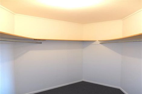 Photo of property in 25 Miriam Corban Heights, Henderson, Auckland, 0612