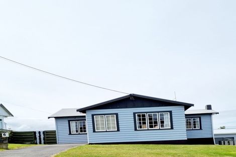 Photo of property in 6 Devon Street, Patea, 4520