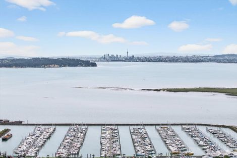 Photo of property in 2/19 Sailfish Drive, West Harbour, Auckland, 0618