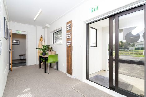 Photo of property in 13 Wallis Street, Raglan, 3225