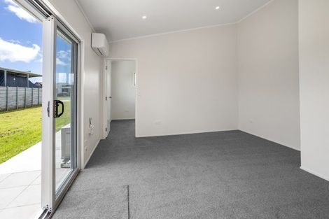 Photo of property in 6 Rena Place, Whitianga, 3510