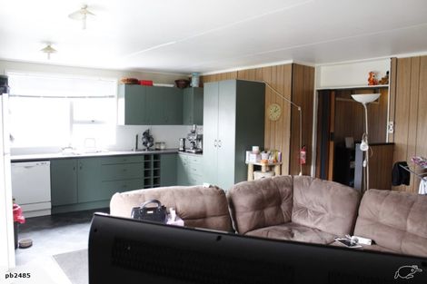 Photo of property in 7 Tawari Street, Inglewood, 4330