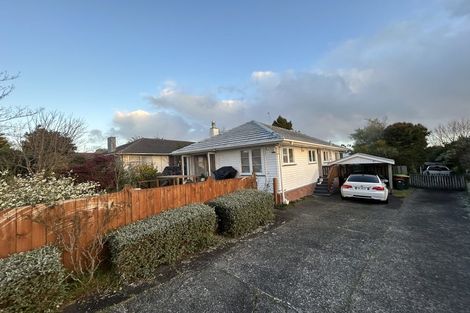 Photo of property in 3 Alma Street, Te Atatu South, Auckland, 0610