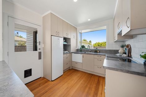 Photo of property in 43 West Street, Greytown, 5712