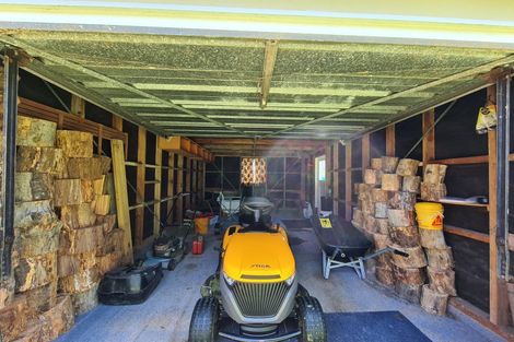 Photo of property in 68 Watt Street, Coromandel, 3506