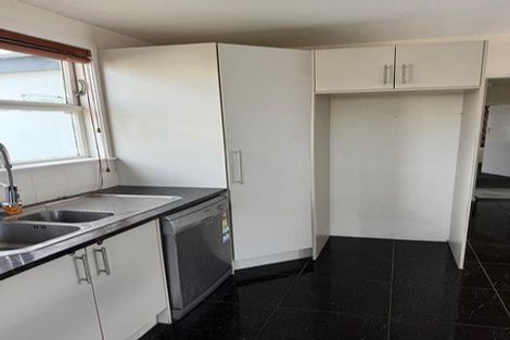 Photo of property in 2/18 Tahi Terrace, Glen Eden, Auckland, 0602