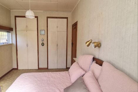 Photo of property in 100 Mcleavey Road, Ohau, Levin, 5570