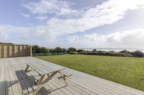 Photo of property in 428 Coast Road, Warea, New Plymouth, 4381