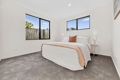 Photo of property in 658d Te Atatu Road, Te Atatu Peninsula, Auckland, 0610