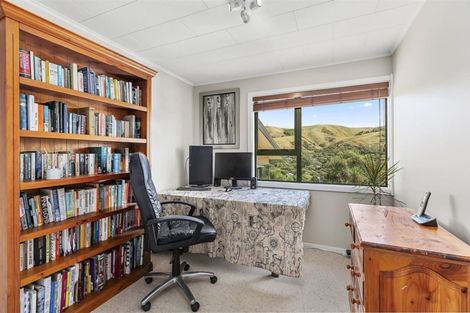 Photo of property in 59 Sea Vista Drive, Pukerua Bay, 5026