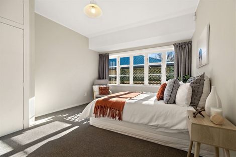 Photo of property in 1/37 Garreg Road, Fendalton, Christchurch, 8052