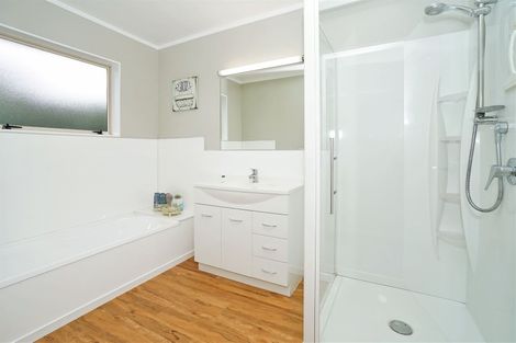 Photo of property in 36 Macmurdo Avenue, Glenview, Hamilton, 3206