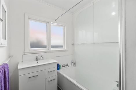 Photo of property in 20 Renfrew Street, Upper Riccarton, Christchurch, 8041