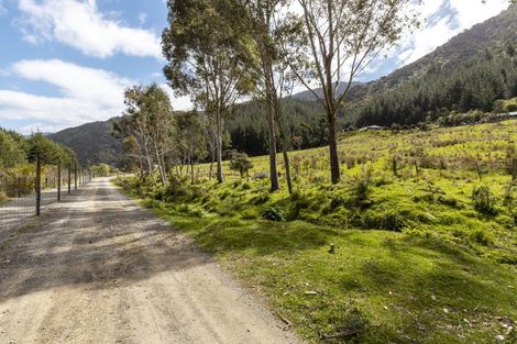 Photo of property in 300 State Highway 1, Mount Pleasant, Blenheim, 7273