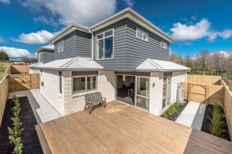 Photo of property in 2/12 Faber Place, Rototuna North, Hamilton, 3281