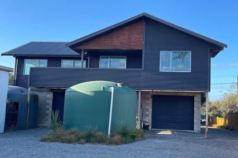 Photo of property in 1921 Parewanui Road, Parewanui, Bulls, 4894