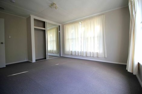 Photo of property in 2 Nash Road, Mount Roskill, Auckland, 1041