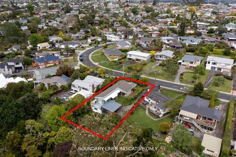 Photo of property in 53 Jaemont Avenue, Te Atatu South, Auckland, 0610