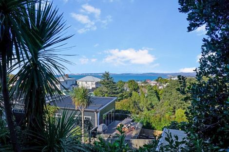 Photo of property in 16 Lighthouse Road, Bluff Hill, Napier, 4110