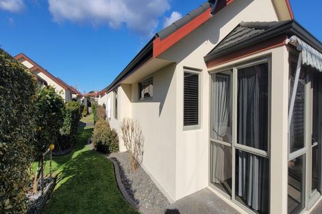Photo of property in Orange Grove Village, 14/22 Pyes Pa Road, Pyes Pa, Tauranga, 3112
