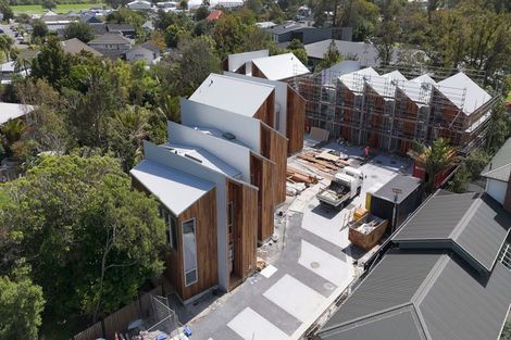 Photo of property in 1a Nikau Grove, Woburn, Lower Hutt, 5010