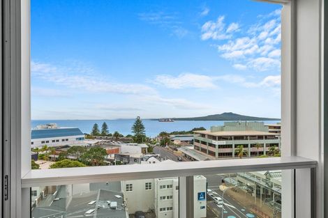 Photo of property in Sentinel Apartments, 802/3 Northcroft Street, Takapuna, Auckland, 0622