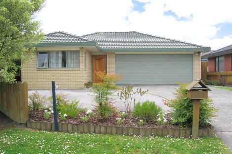 Photo of property in 2 Wheaton Place, Glen Eden, Auckland, 0602