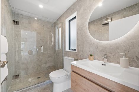 Photo of property in 1b Valron Road, Te Atatu South, Auckland, 0602