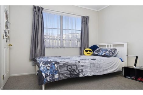 Photo of property in 11 Dawn Place, Waiuku, 2123