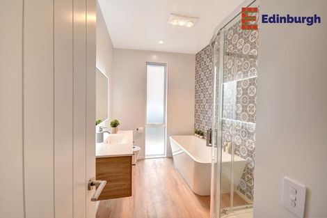 Photo of property in 16 Redwoods Lane, Helensburgh, Dunedin, 9010