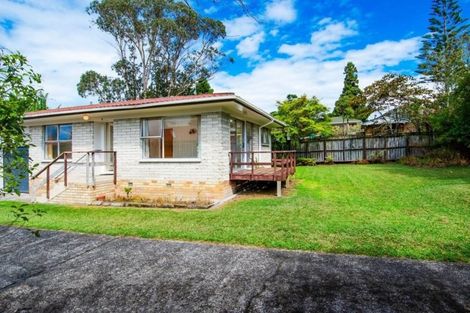 Photo of property in 1/14 Battle Place, Glenfield, Auckland, 0629