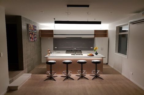 Photo of property in 20 De Val Drive, Titirangi, Auckland, 0604