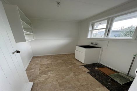 Photo of property in 20 Eastview Road, Glen Innes, Auckland, 1072