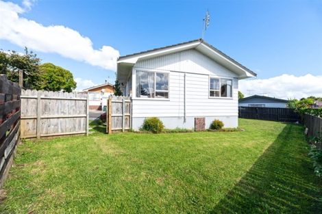 Photo of property in 2/9 Heathberry Close, Papatoetoe, Auckland, 2025