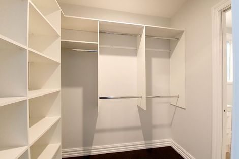 Photo of property in 43 Sumner Road, Lyttelton, 8082