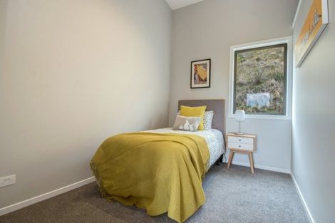 Photo of property in 61 Mcdonnell Road, Arrowtown, 9302