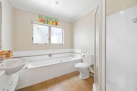 Photo of property in 2/25 Waipa Street, Birkenhead, Auckland, 0626