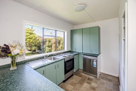 Photo of property in 12 Mersey Street, South Hill, Oamaru, 9400