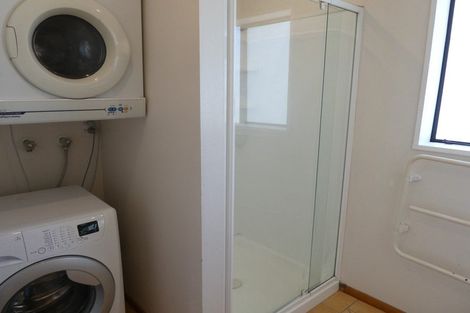 Photo of property in 2 Pickering Street, Kaiwharawhara, Wellington, 6035