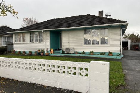 Photo of property in 16 Cardiff Street, Awapuni, Palmerston North, 4412
