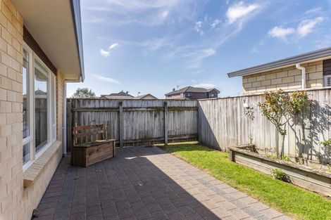 Photo of property in 84 Regent Drive, Paraparaumu Beach, Paraparaumu, 5032