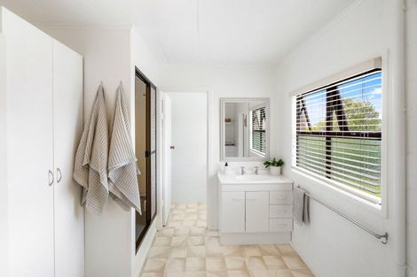 Photo of property in 1 Moana Drive, Mahia, 4198